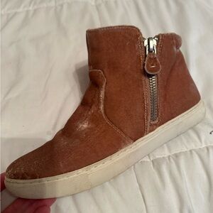 Kenneth Cole Gentle Souls Salmon Velvet Sneaker Velvet